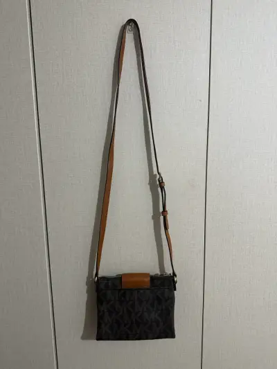 🤎 Bandolera WOC Michael Kors  Crossbody 🖤 - miniatura 2