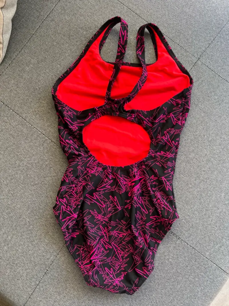 Traje de baño Speedo negro y fucsia - 2