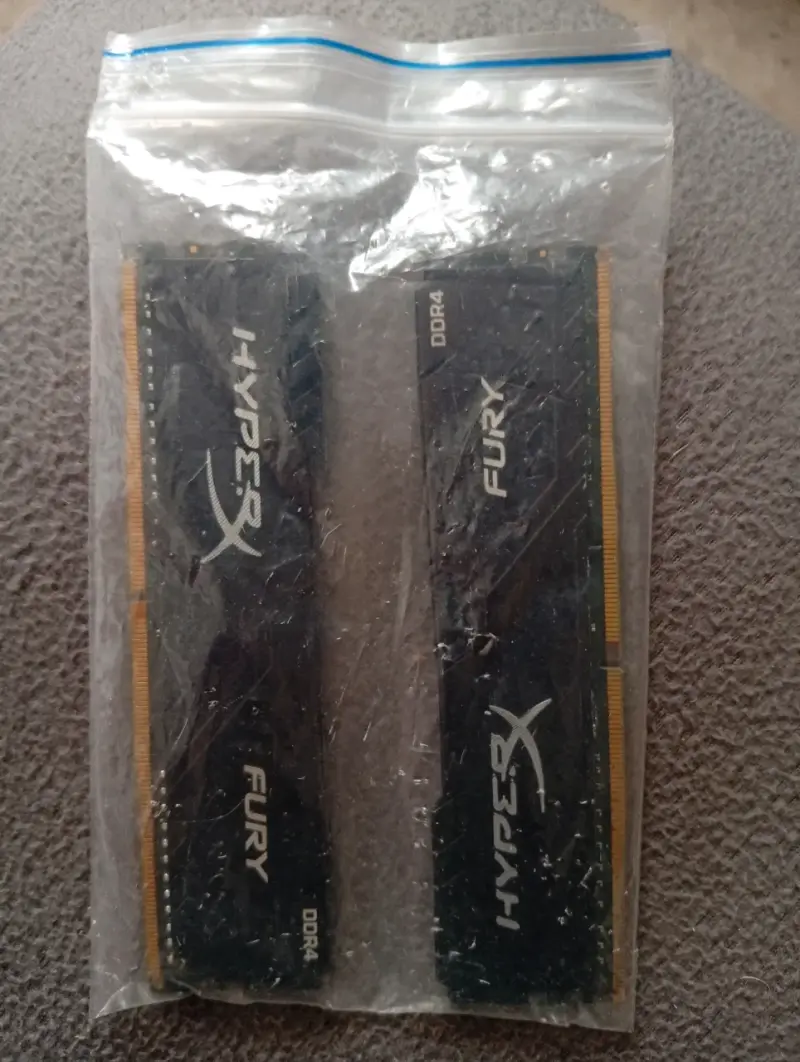 Memoria RAM HyperX Fury DDR4 8GB - 4
