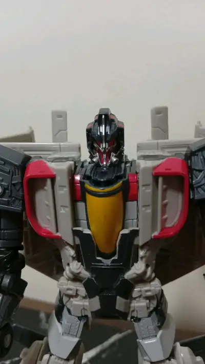 Figura de acción avión Transformer - miniatura 4