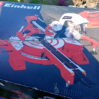 Sierra ingleteadora Einhell TC-SM 216 - miniatura 2