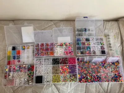 Set de cuentas para manualidades y bisutería - miniatura 1