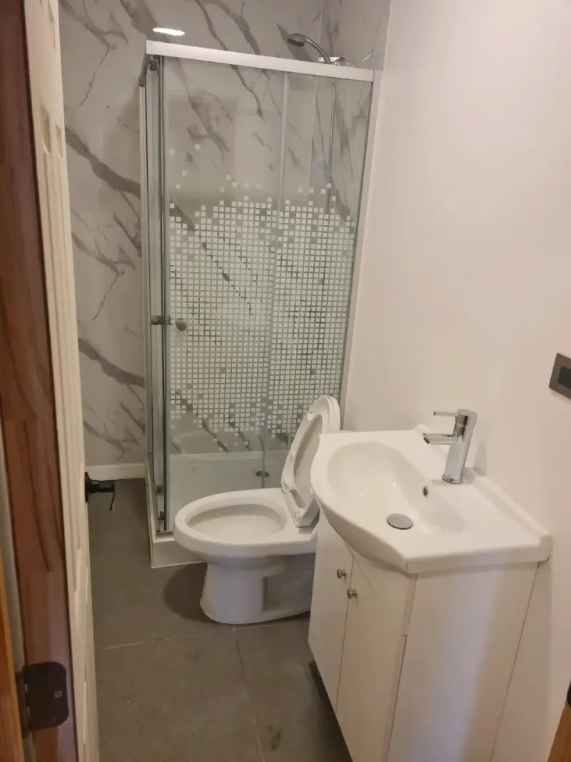 Arriendo Habitación, solo damas - 3