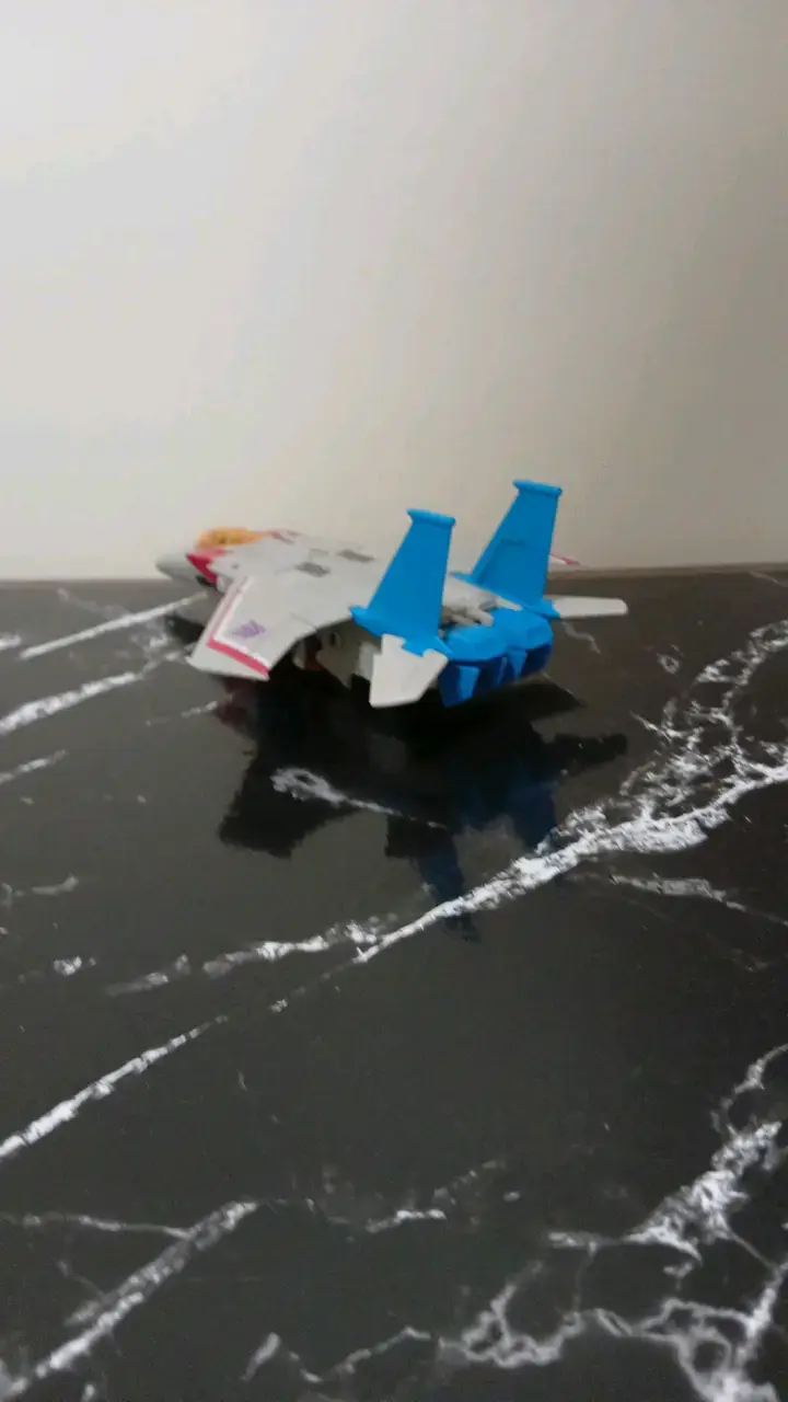 Figura de acción Transformer Jet - 2