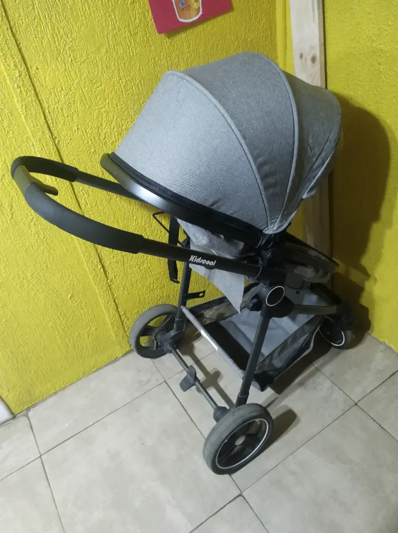 Coche cuna de bebé Kidscool gris plegable - 2
