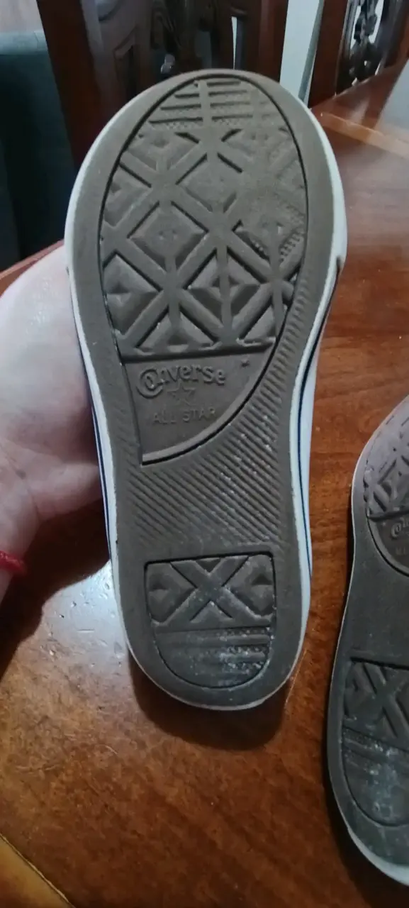 Zapatillas blancas de lona estilo clásico - 6