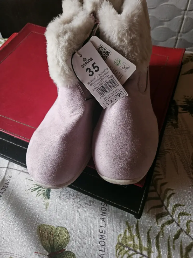 Botas rosadas con forro de peluche - 2