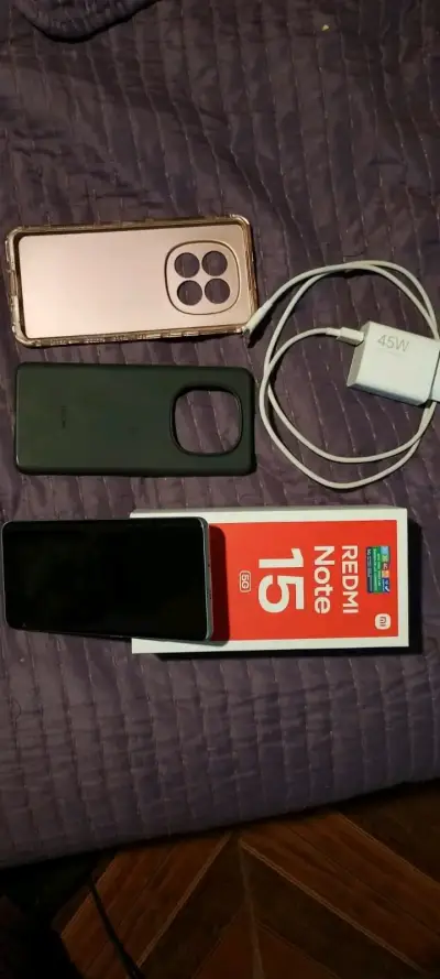 Xiaomi Redmi Note 15 con accesorios - miniatura 5
