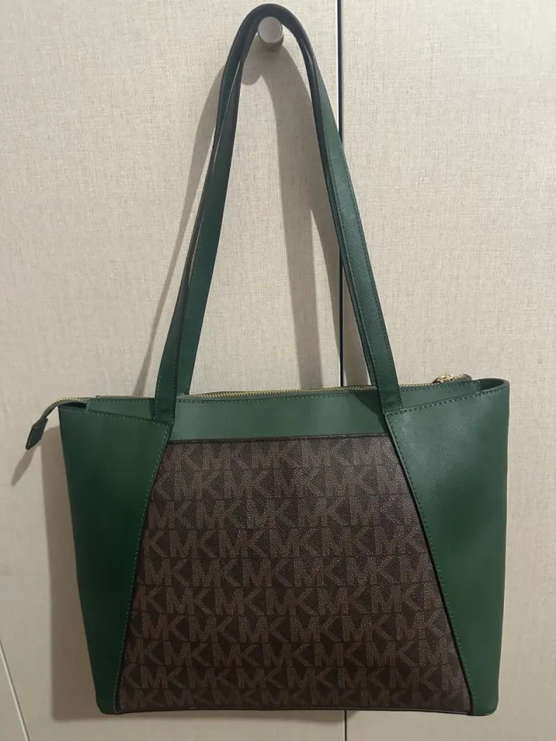 💚 Cartera Michael Kors Charlotte Tote Verde 💚 - 2