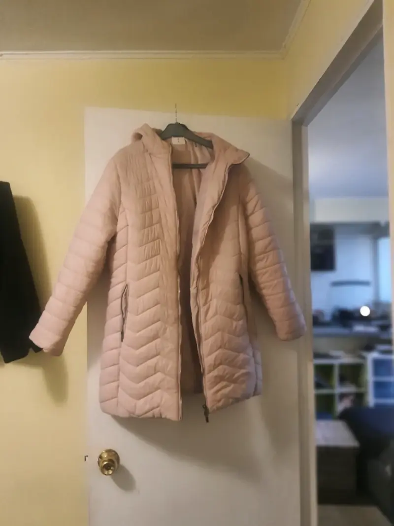 Parka con capucha - 1