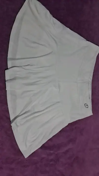 Falda short deportiva blanca con logo - miniatura 1