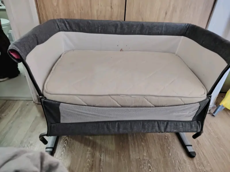 Cuna colecho Bebesit con colchón beige - 3