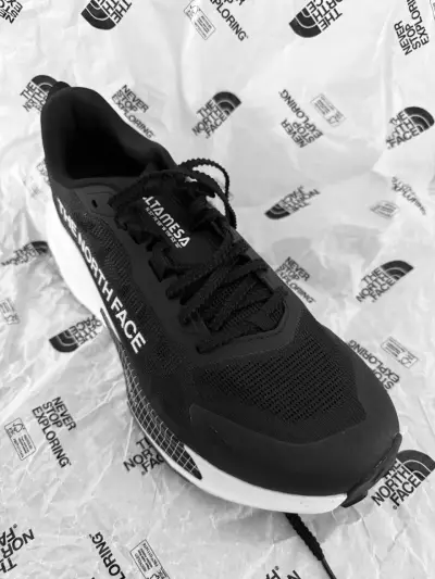 Zapatillas negras The North Face Altamesa - miniatura 3