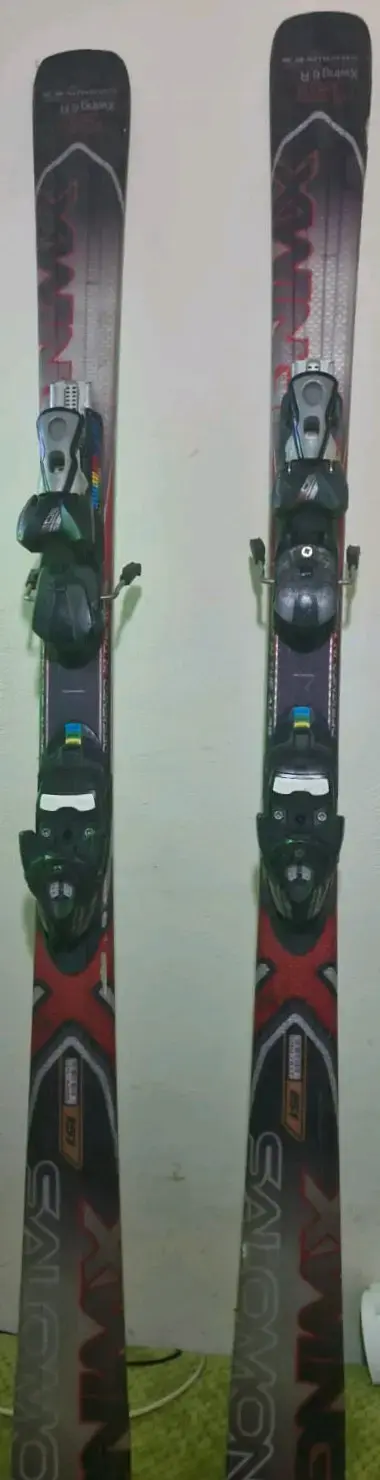 Esquís de montaña con fijaciones integradas - 5