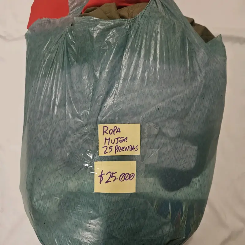 Pack de ropa en buen estado - 4