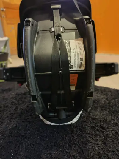 Silla de auto huevo para bebé Bbqool negra - miniatura 4