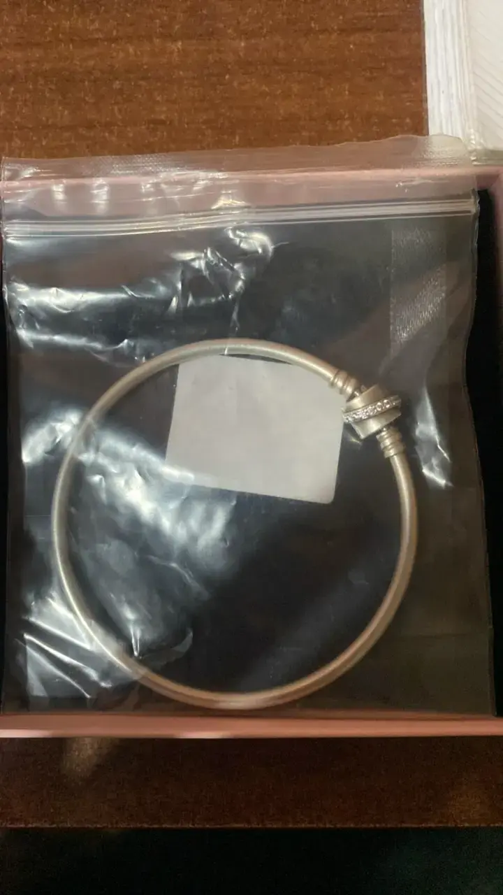 Pulsera de plata con dije brillante - 1
