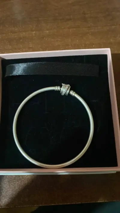 Pulsera de plata con dije brillante - miniatura 3