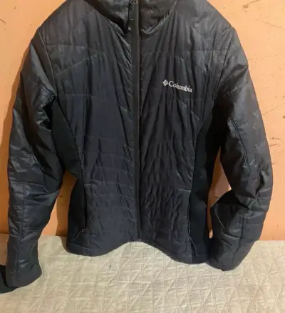 Chaqueta Columbia negra para invierno - miniatura 1
