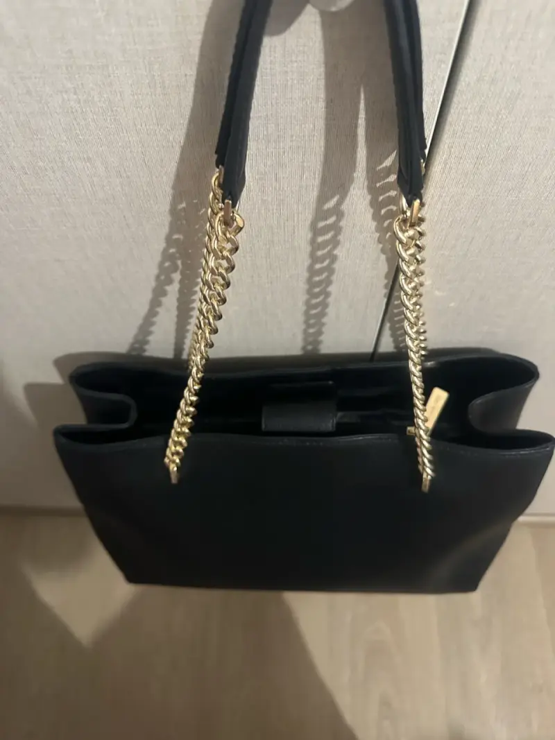 🖤 Cartera Michael Kors con cadena dorada 🖤 - 3