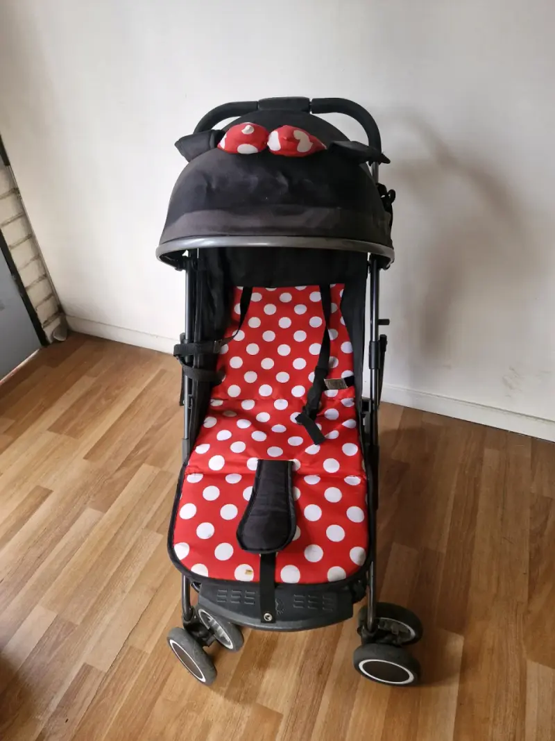 Coche de bebé con diseño de MINNIE - 1