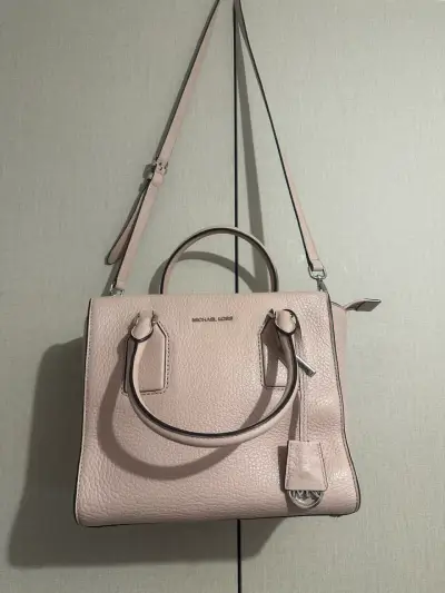 💗 Cartera Michael Kors Mercer Satchel Rosada 💗 - miniatura 1