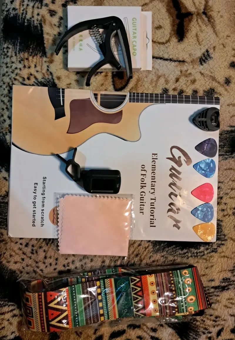 Guitarra acústica clásica de madera - 2