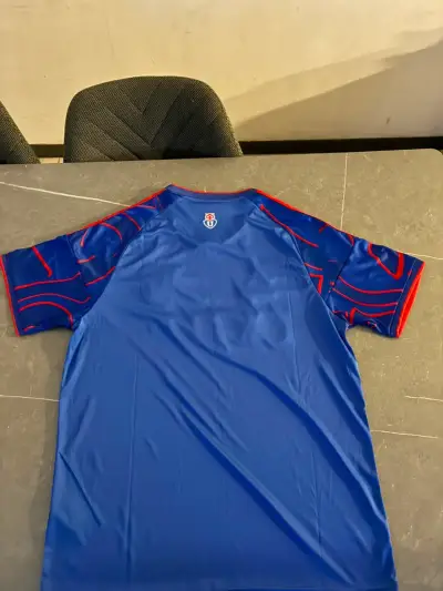 Camiseta Universidad de Chile 2026. Réplica. - miniatura 2