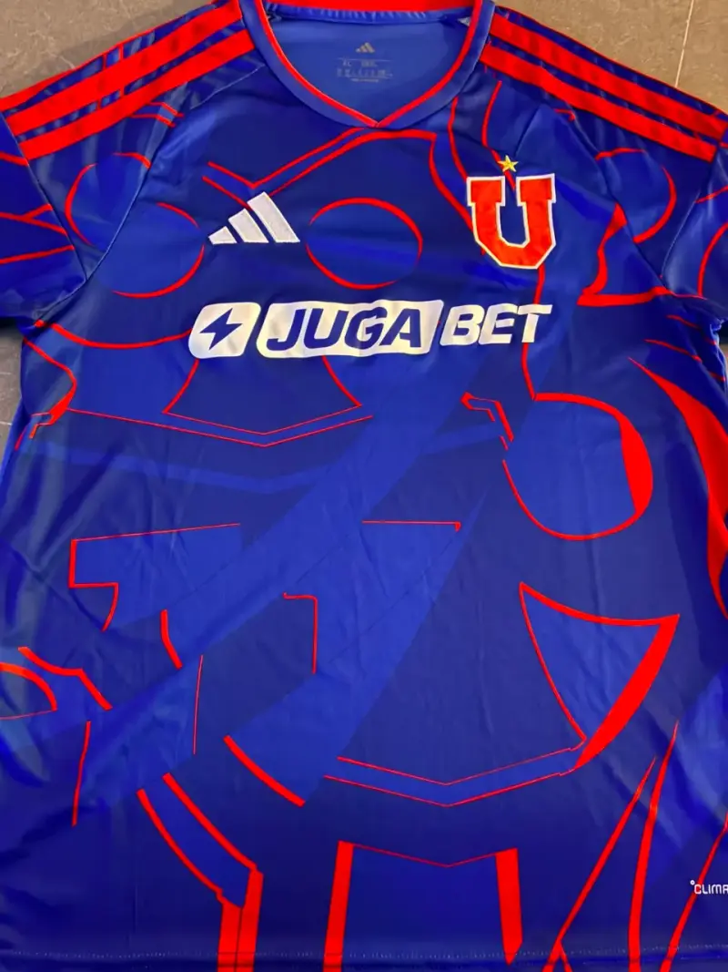 Camiseta Universidad de Chile 2026. Réplica. - 4