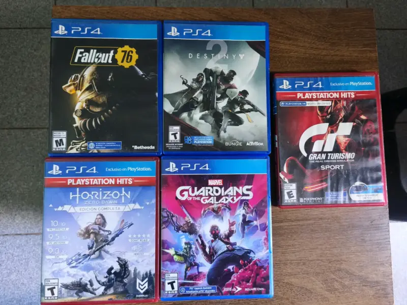 Lote de 5 juegos PS4
