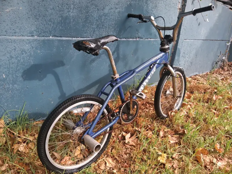 Bicicleta BMX Trek Subvert azul usada - 2