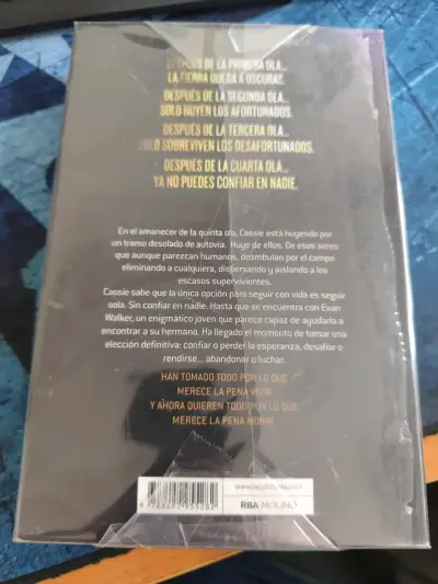 Libro 'La Quinta Ola' de Rick Yancey - miniatura 3