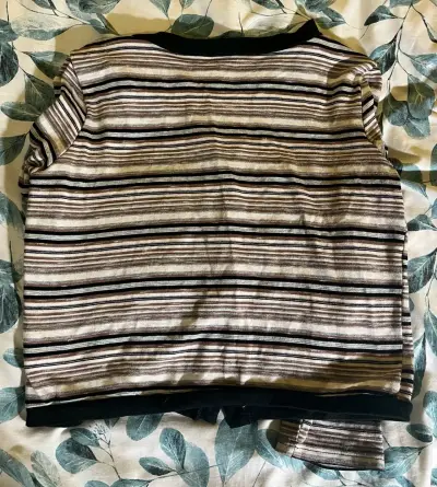 Cardigan de rayas con botones - miniatura 2