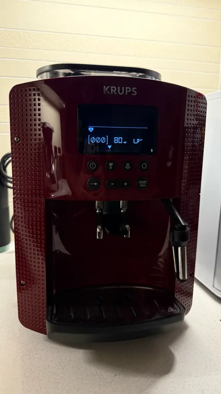 Cafetera automática Krups roja - 1
