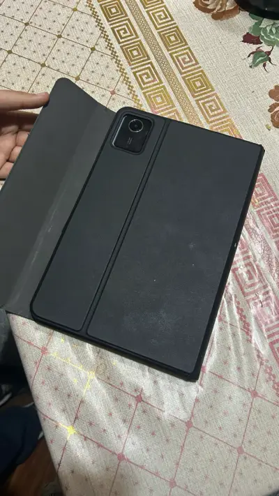 Tablet Lenovo con teclado bluetooth como nueva - miniatura 6