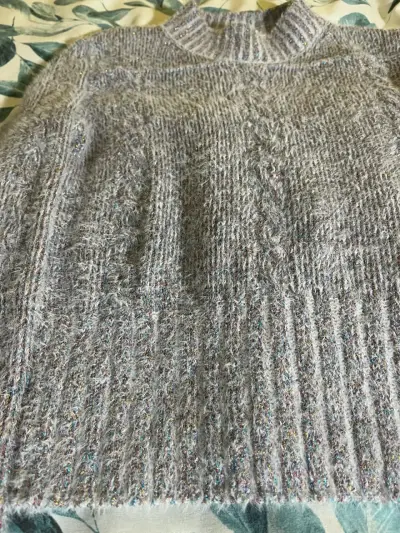 Suéter de lana gris marca iO - miniatura 2
