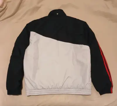 Chaqueta Adidas negra con franjas rojas - miniatura 3