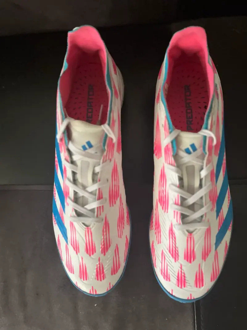 Zapatillas de fútbol Adidas Predator blancas - 1