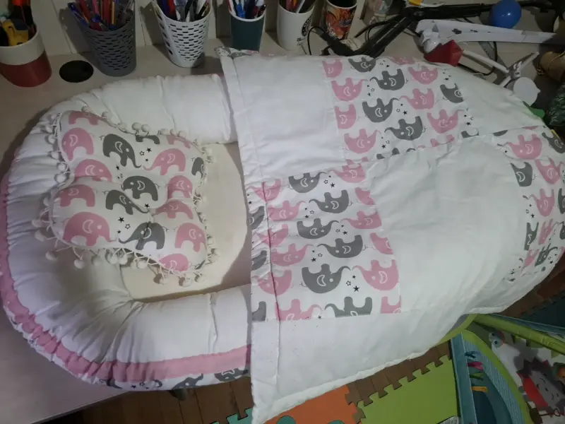Nido para bebé con cojín de elefantes - 2