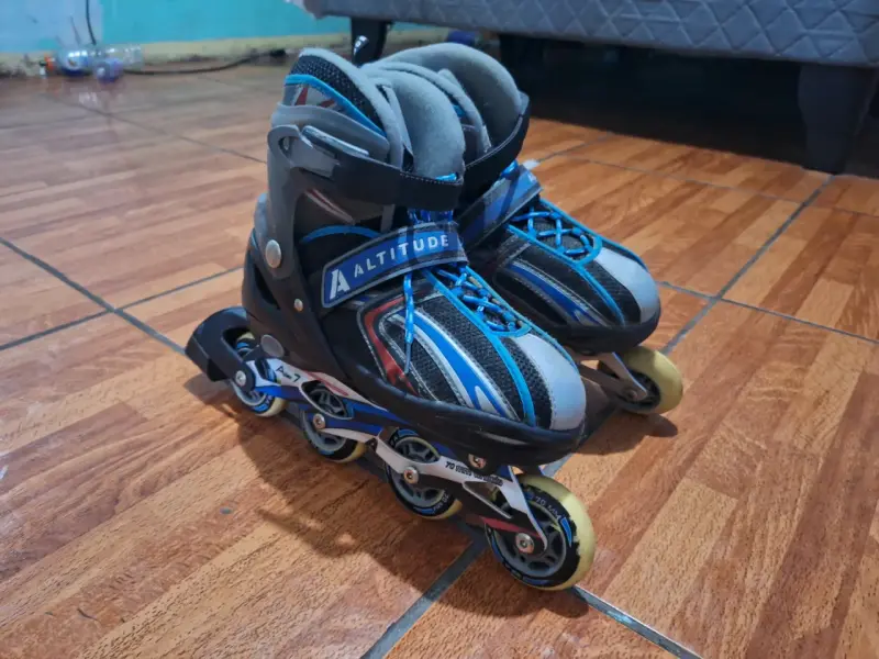 Patines en línea Altitude negros y azules - 5