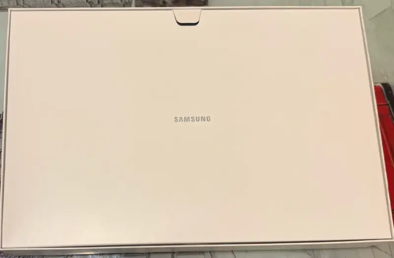Samsung Galaxy Tab S7 FE nueva en caja - 2