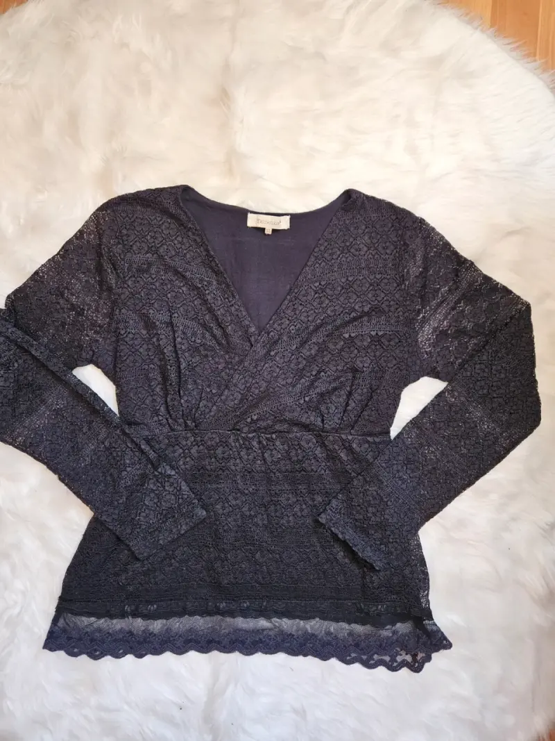 Blusa de encaje negra Tatienne - 1