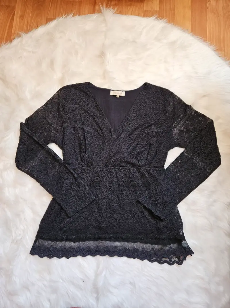 Blusa de encaje negra Tatienne - 2