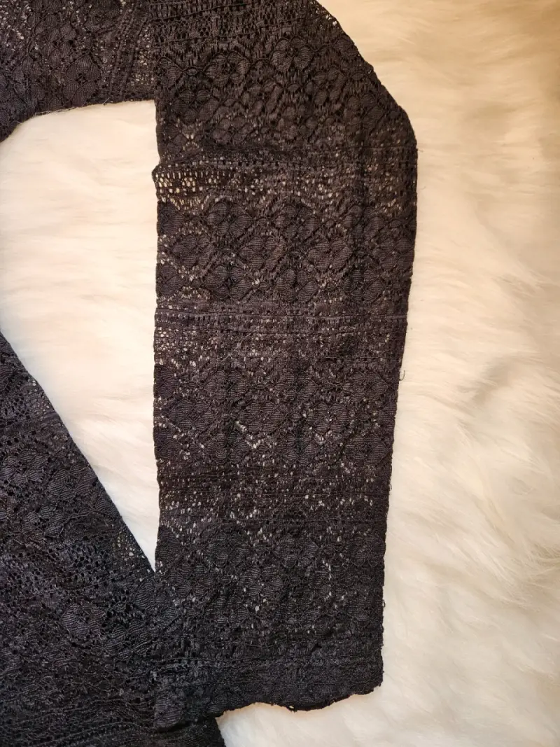 Blusa de encaje negra Tatienne - 5