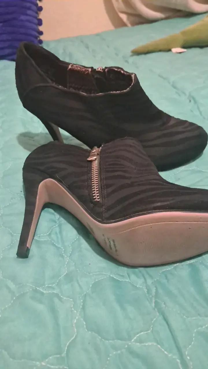 Botines de tacón alto negros estilo prin - 1