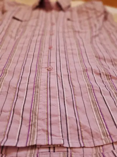 Camisa de rayas rosada para mujer - miniatura 3