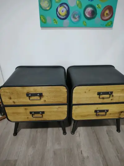 Mesas de noche de madera y metal - miniatura 1