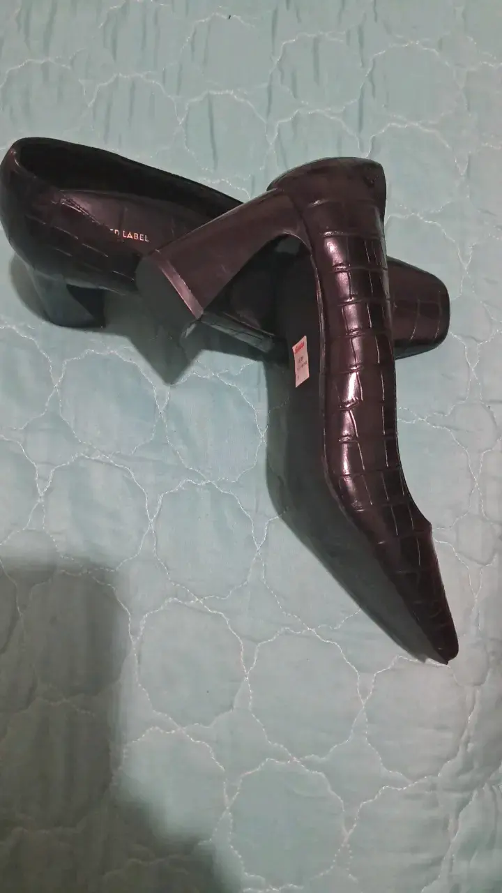 Zapatos de tacón negros estilo cocodrilo - 2