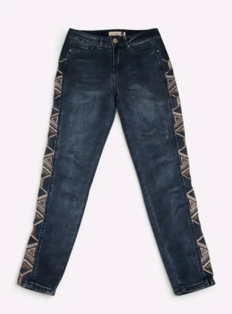 Jeans mujer con diseño étnico lateral - 1