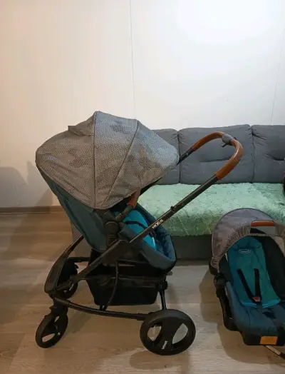 Coche para bebé poco uso - miniatura 2